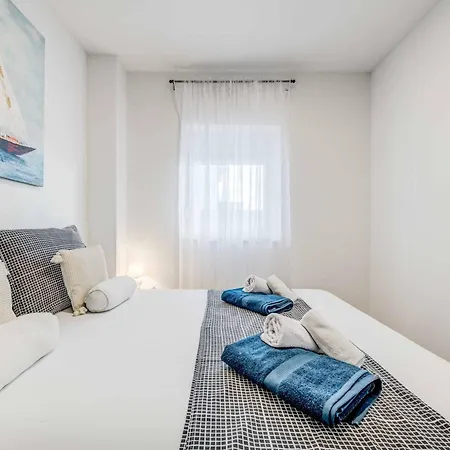 Villa Midnight Moon *