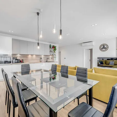 Villa Midnight Moon Kaštela