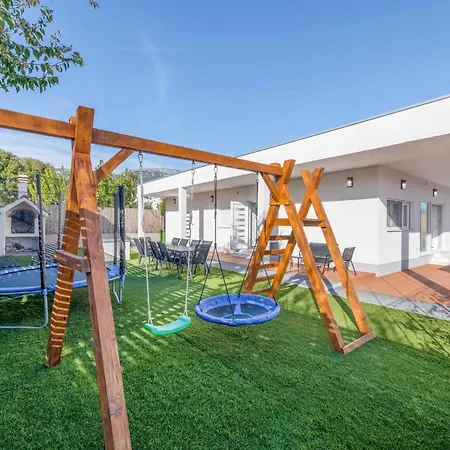 Villa Midnight Moon Kaštela